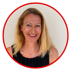 Portrait von Petra Pinetz-Schmid